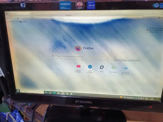 Monitor 19 polegadas led Samsung DVI VGA,tela fosca