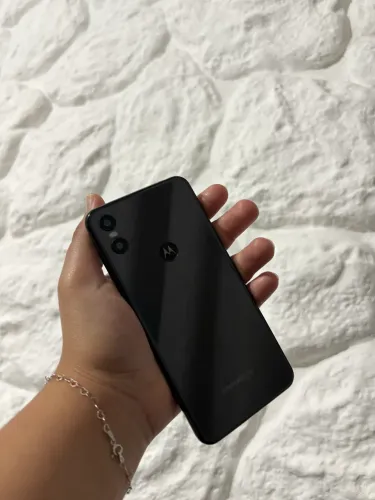 Moto One 64GB