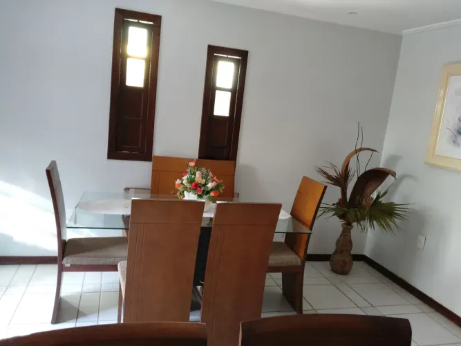 Mesa 6 cadeiras