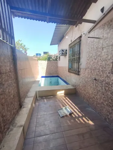 //Casa no Tancredo Neves - 3 suítes