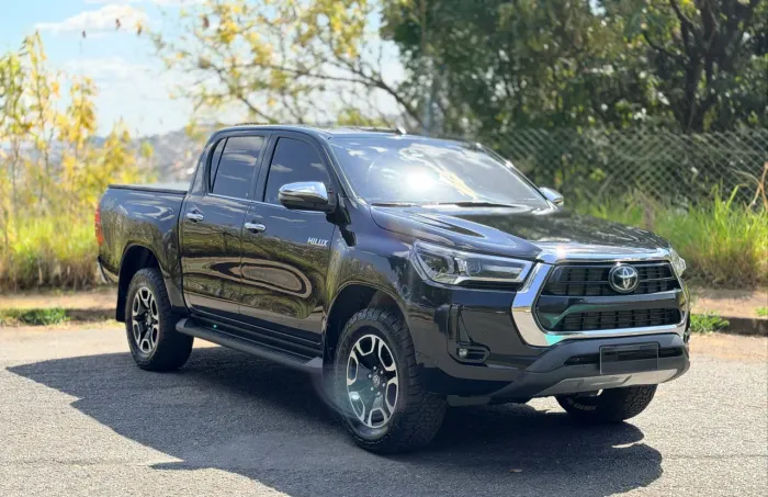 Toyota Hilux CD SRX 4X4 2.8 TDI 16V Diesel Aut. 2021