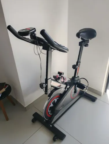 Bicicleta Ergométrica Nova ? À Venda