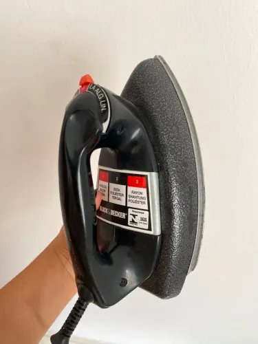 Ferro de Passar a Seco Black+Decker VFA1110 127V