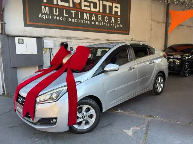 Hyundai HB20S Premium 1.6 Flex 16V Aut. 4P 2017