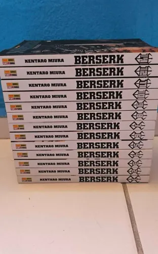 Coleção mangá berserk (LEIA A DESCRIÇÃO)