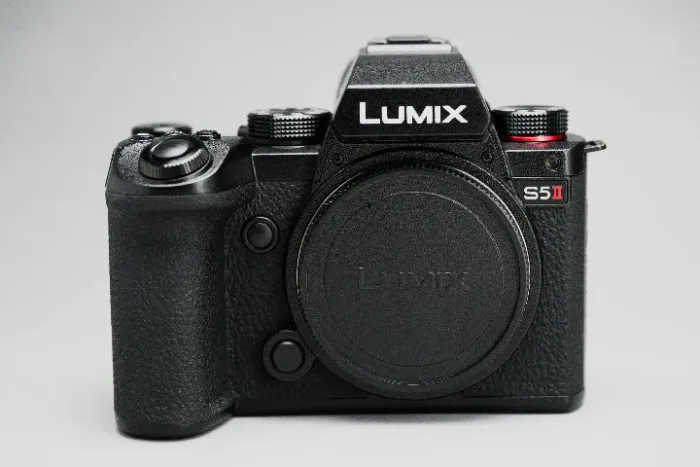 Panasonic Lumix S5II - Impecável - Pouco Uso (6250 cliques apenas!)