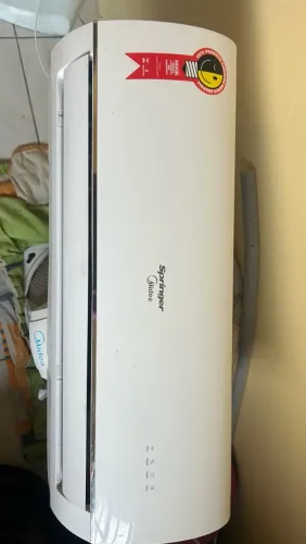 Ar-condicionado com Springer Midea 9.000 BTUs