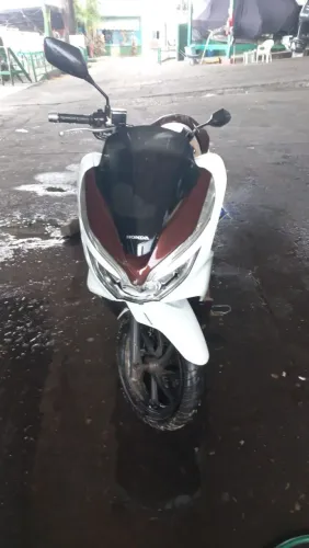 VENDO PCX ANO 2022