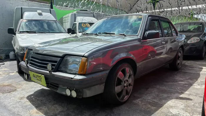 Chevrolet Monza Classic SE 2.0 /mpfi E EFI 2P E 4P 1990