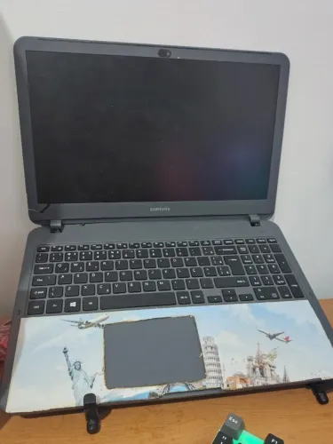 Notebook Samsung X40 com Placa de Vídeo NVIDIA - 12GB RAM - SSD 1TB
