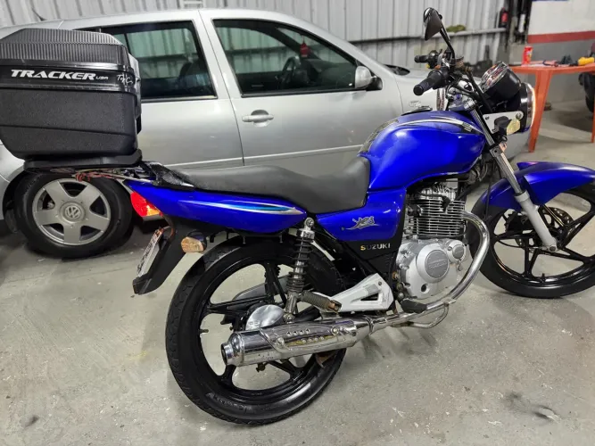Suzuki en 125 Yes impecável!!!!