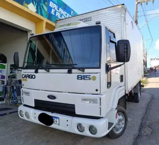 Ford cargo 815 motor Cummins 