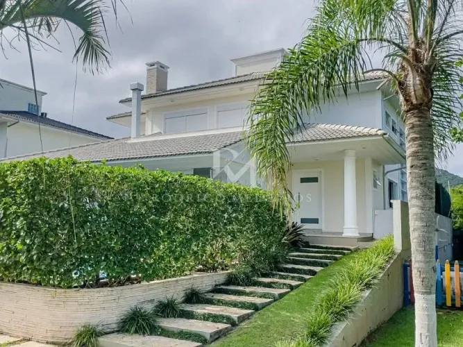 Casa à venda em condomínio no Cacupé, Florianópolis/SC