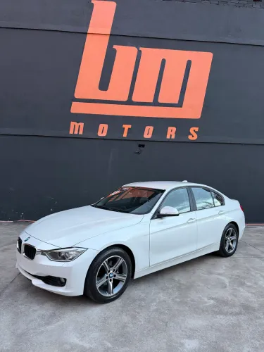 BMW 320I A 2.0 Turbo/activeflex 16V 184cv 4P 2013