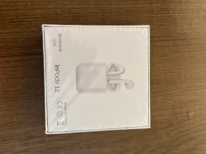 Fone de ouvido sem fio.