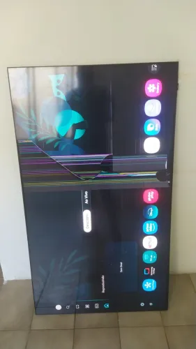 TV 55 POLEGADAS SMARTV, TELA TRINCADA