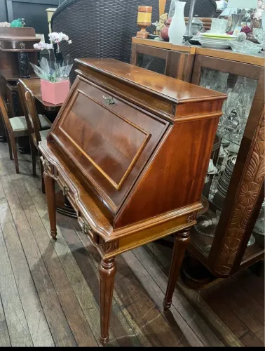 Escrivaninha Birô com papeleira 