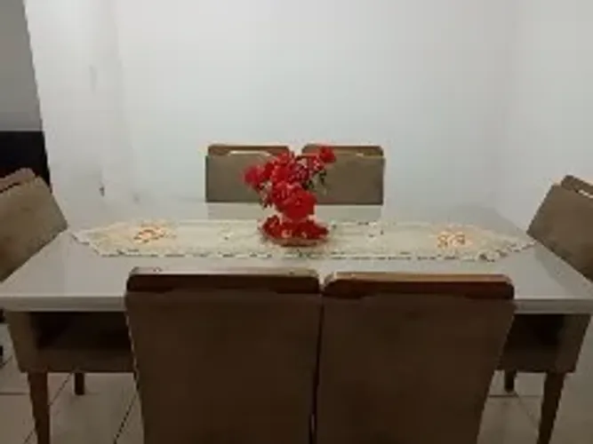 Mesa de jantar 6 cadeiras