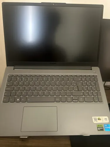 Troco ou Vendo Notebook Lenovo Loq
