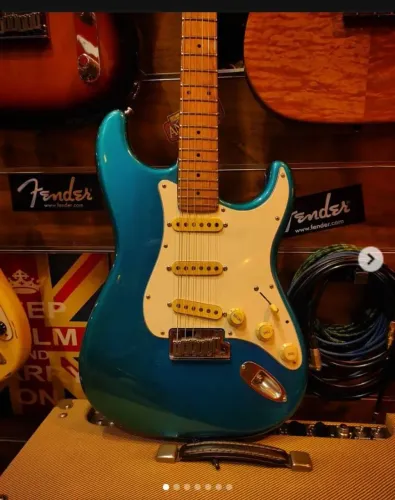 Fender Standard Stratocaster Japan Fujigen 1985