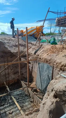 Pedreiro disponível para sábado e domingo 
