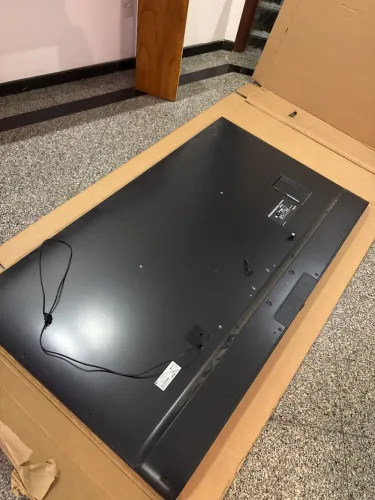 TV LG 75 POLEGADAS com tela ruim