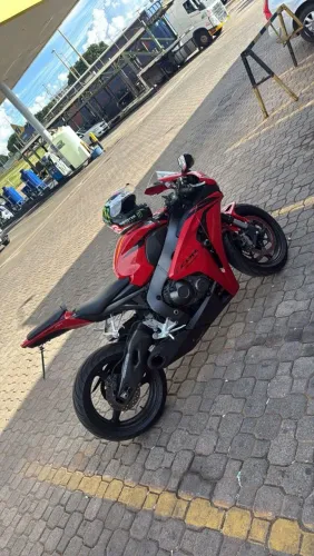 Moto CBR 1000RR FIREBLADE