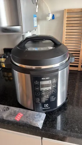 Panela Elétrica Electrolux Rita Lobo