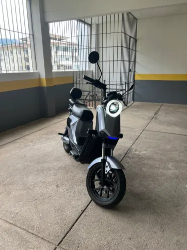 Scooter elétrica GT1 - 1000w Auto propelido