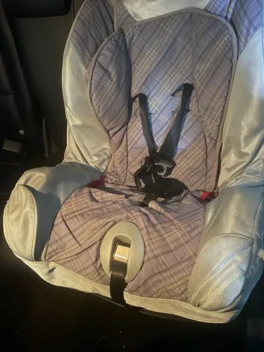 Vendo cadeirinha Pra carros Matrix - Burigotto