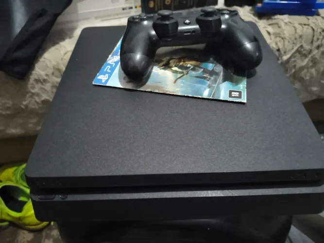 Playstation 4 slim 500GB