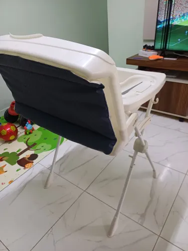 Banheira de bebê com trocador