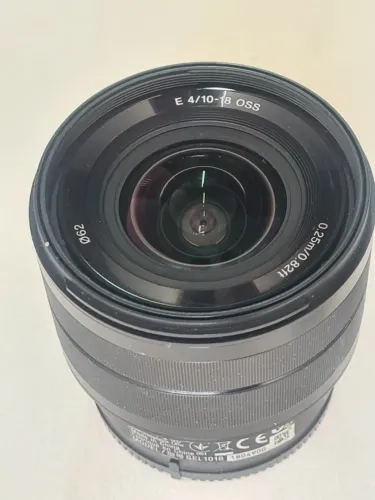 Lente Sony 10-18mm F/4 Oss - E-mount