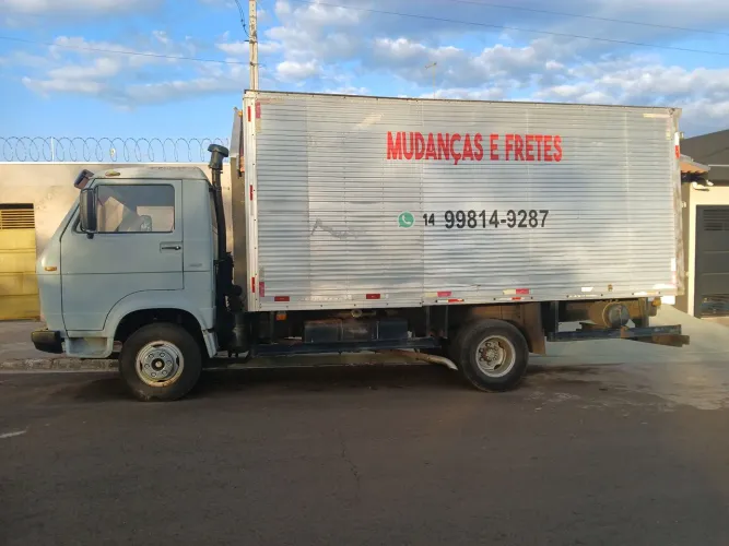 Mudanças e fretes *