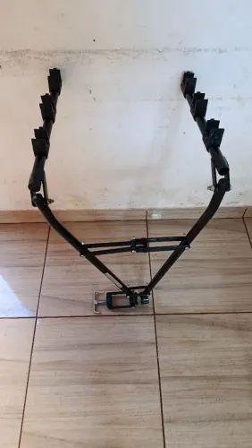 Transbike pra engate seminovo cabe 3 bike oportunidade entrego na sua casa em Goiânia 