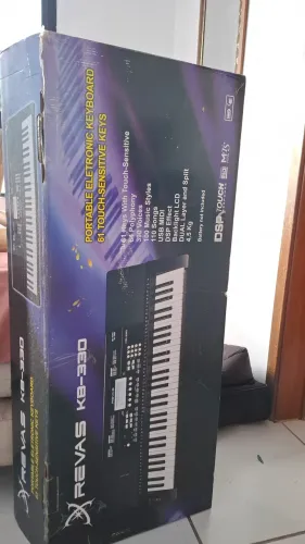 Teclado eletrônico REVAS KB-300