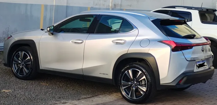 Lexus UX-250H Dynamic 2.0 16V Aut.(hybrid) 2019