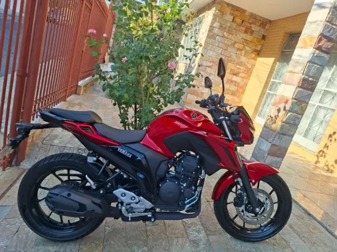 Yamaha FZ25 250 Fazer Connected 2025