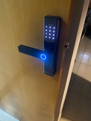 Fechadura eletrônica