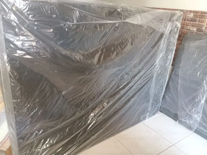 Vendo, cama box e Cabeceira tudo Novo! 500 reais