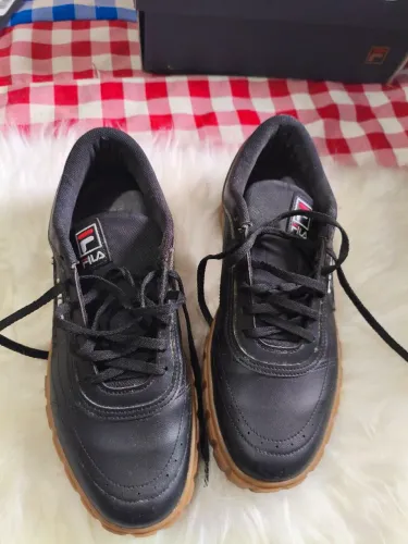 Tênis fila clasic coult 41