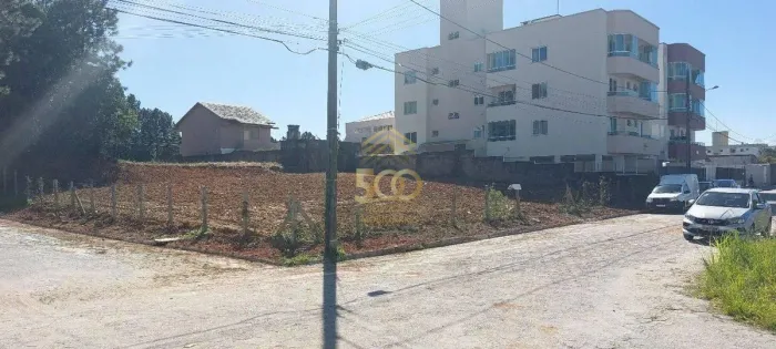 Residencial Lote/Terreno com 0 Dormitório(s) sendo 0 Suíte(s) no Bairro Barreiros - - São