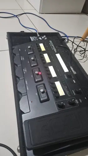 Pedaleira G5n + IR Box (com fontes e cabo)