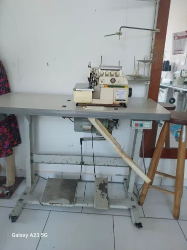 Vendo 2 maquinas de costura
