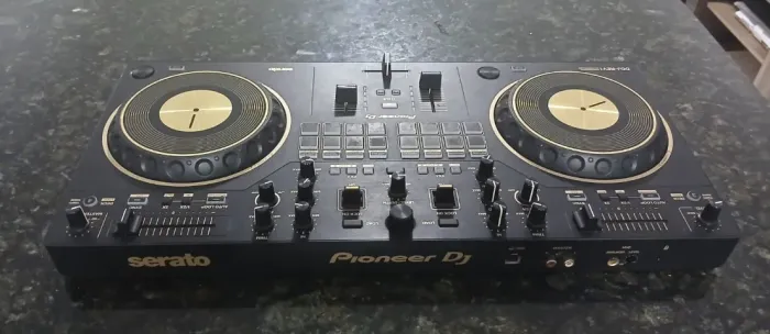 Controladora Pioneer Ddj Rev1 Gold Serato + Bag