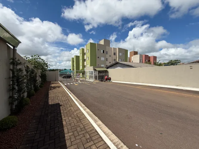 APARTAMENTO À VENDA NO EDIF. DOM ANGELO II EM APUCARANA.