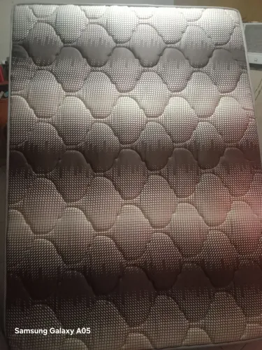 Vendo colchão ortopédico ortobom muito novo!!