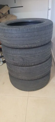 Pneu 225/55/R18