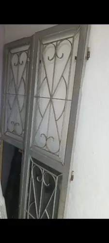 Porta de metalon