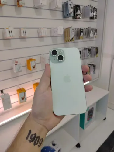 iPhone 15 128GB Sem Detalhes 100% Bateria